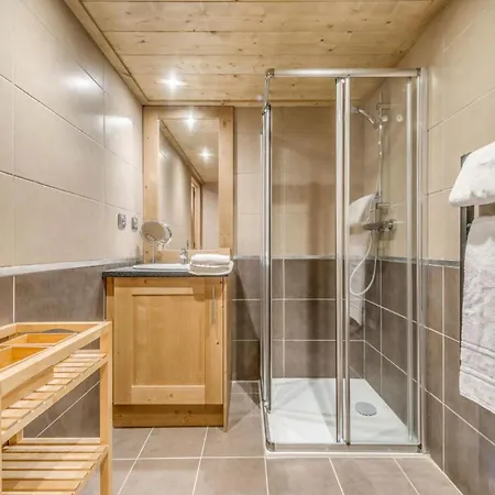 Les Balcons Etoiles - 4 Pieces Pour 8 Personnes 131 *